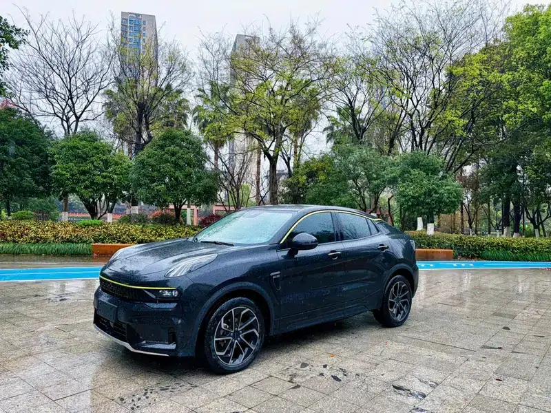 Lynk & Co 05 2020 2.0TD AWD Halo — миниатюра 1