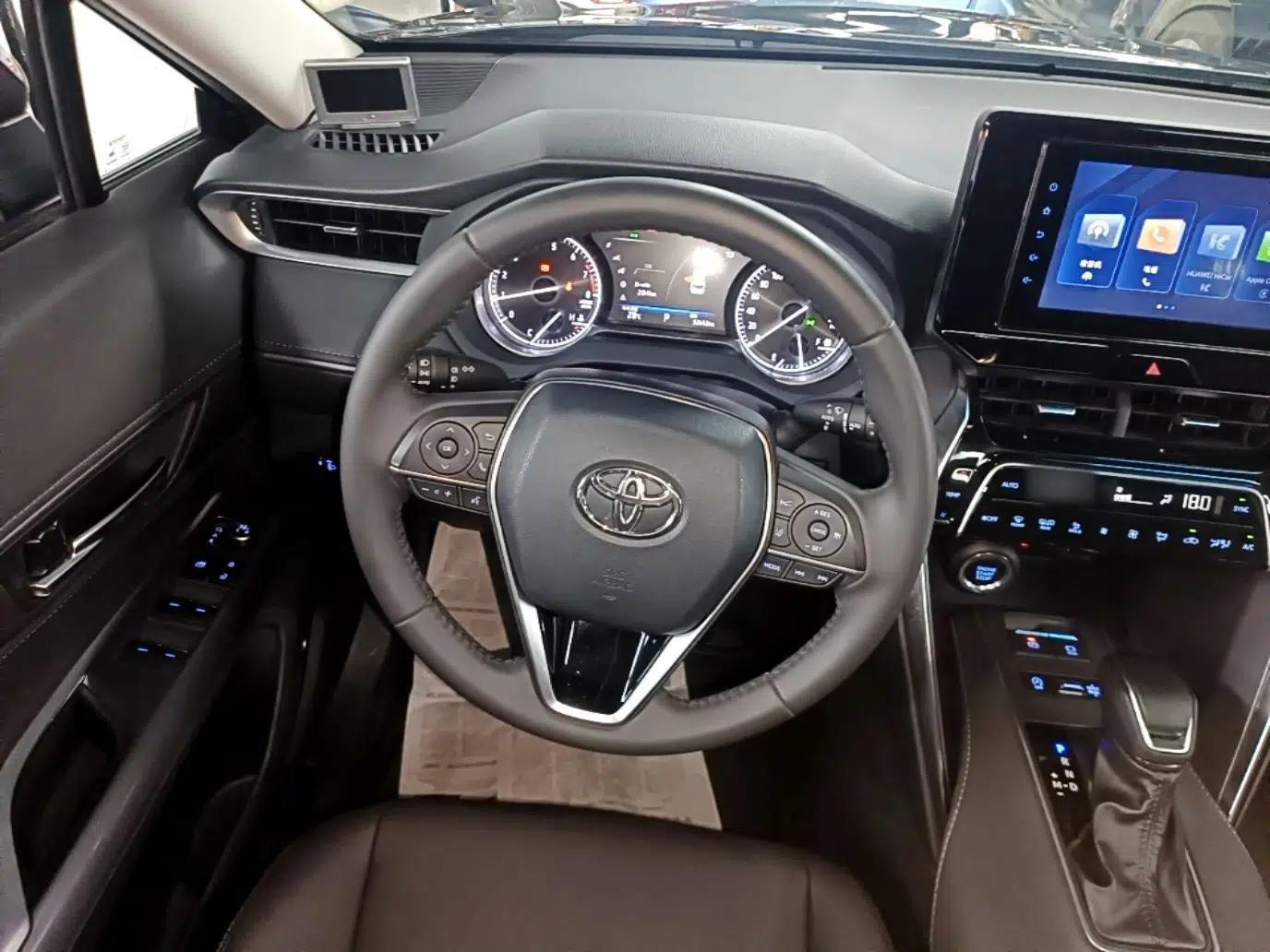 Toyota Venza 2022 2.0L CVT Two-Wheel Drive Luxury Edition — миниатюра 18