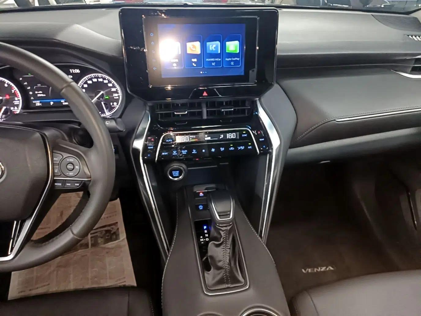 Toyota Venza 2022 2.0L CVT Two-Wheel Drive Luxury Edition — миниатюра 20