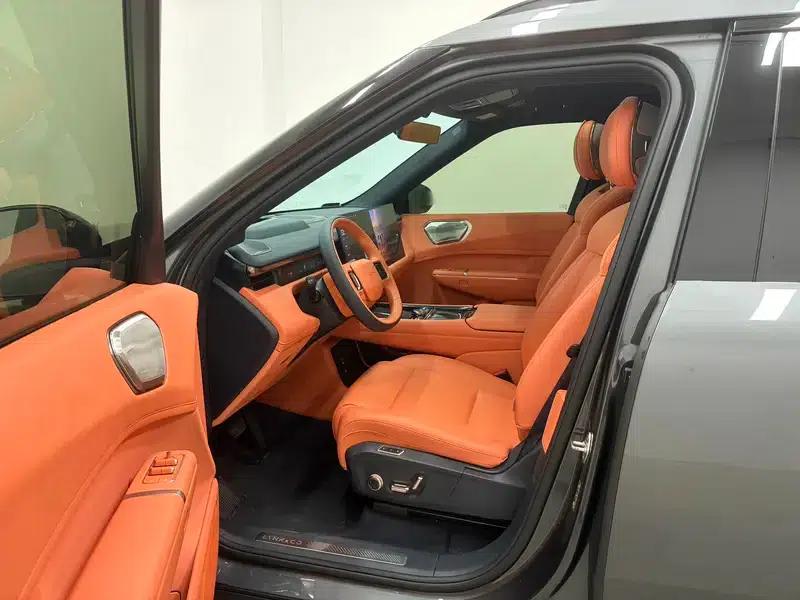 Lynk & Co 900 2025 1.5T Ultra Six-Seater — миниатюра 17