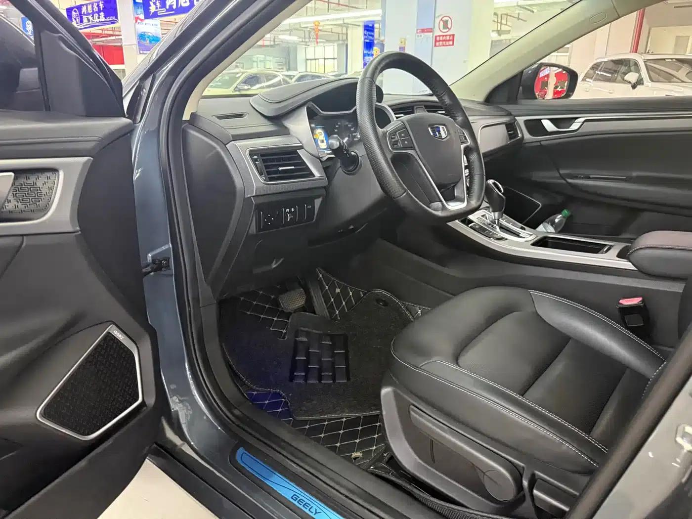 Geely Emgrand GL 2018 1.8L DCT Elite Intelligent Connected Edition — миниатюра 7