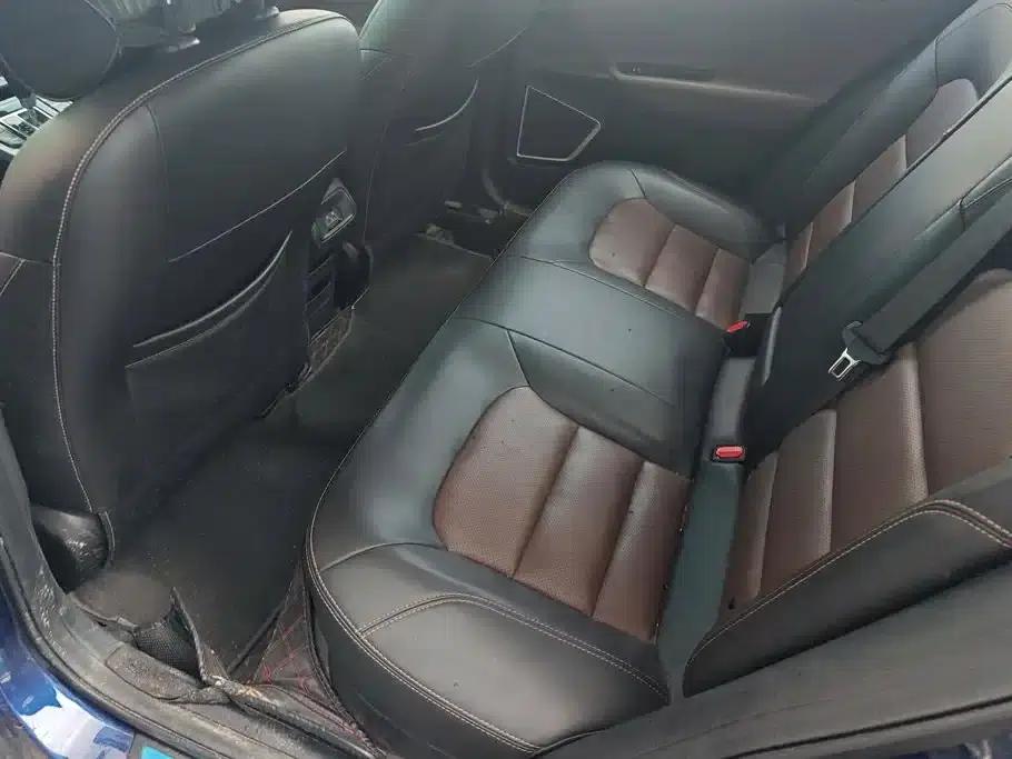 Geely Emgrand GL 2018 1.4T DCT Premium Intelligent Connectivity Edition — миниатюра 11