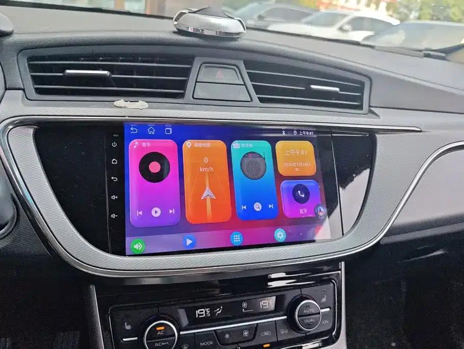 Geely Emgrand GL 2018 1.4T DCT Premium Intelligent Connectivity Edition — миниатюра 13