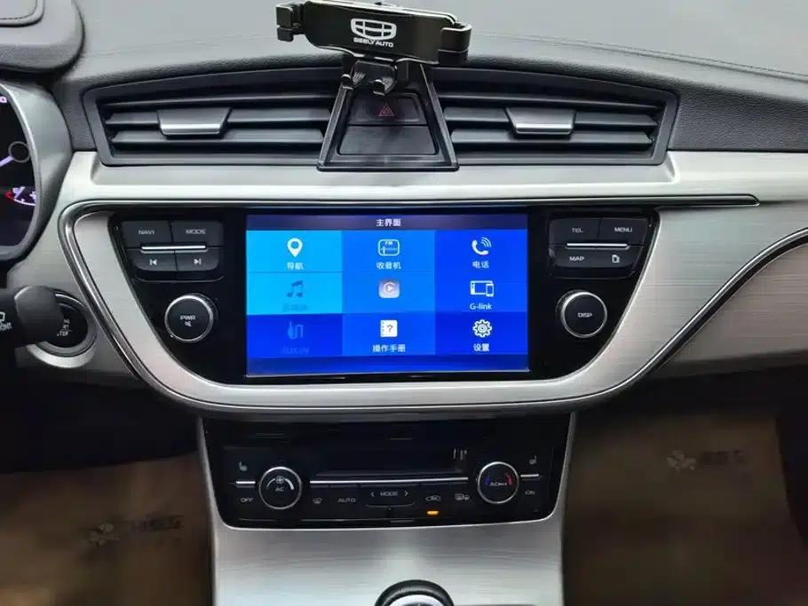 Geely Emgrand GL 2017 1.3T DCT Premium Edition — миниатюра 13