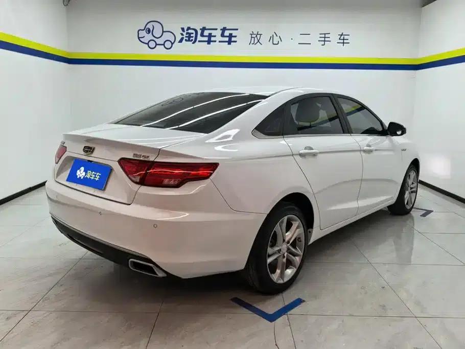 Geely Emgrand GL 2017 1.3T DCT Premium Edition — миниатюра 3
