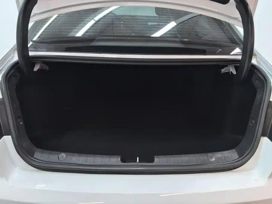 Geely Emgrand GL 2017 1.3T DCT Premium Edition — миниатюра 4