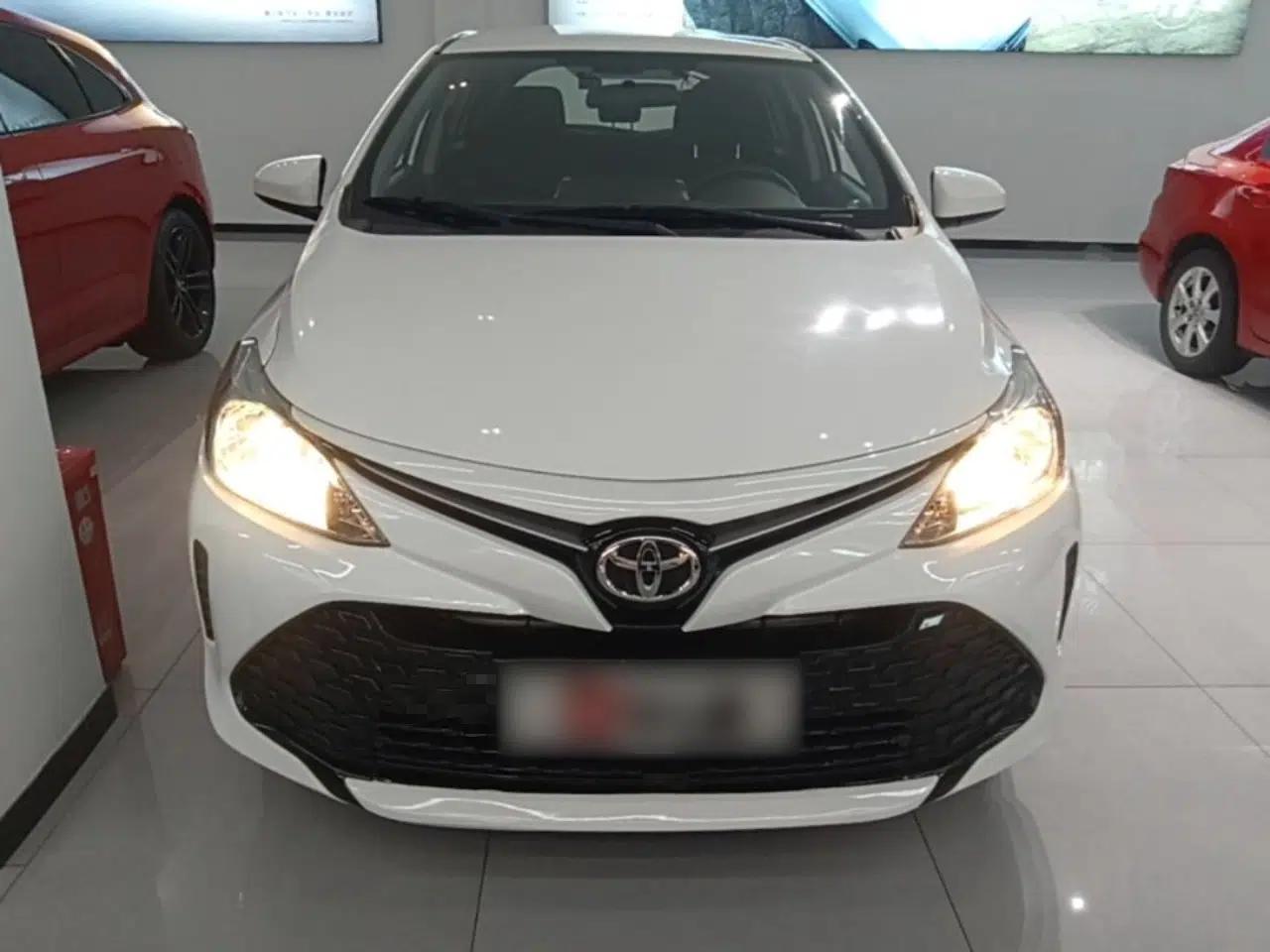 Toyota Vios FS 2017 1.5L CVT Fengchi Edition — миниатюра 2