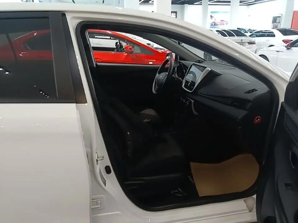 Toyota Vios FS 2017 1.5L CVT Fengchi Edition — миниатюра 19