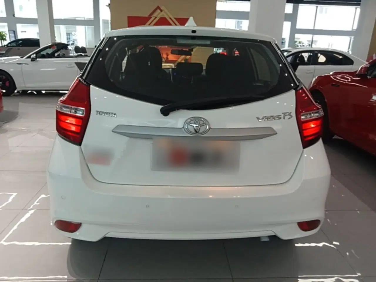 Toyota Vios FS 2017 1.5L CVT Fengchi Edition — миниатюра 5