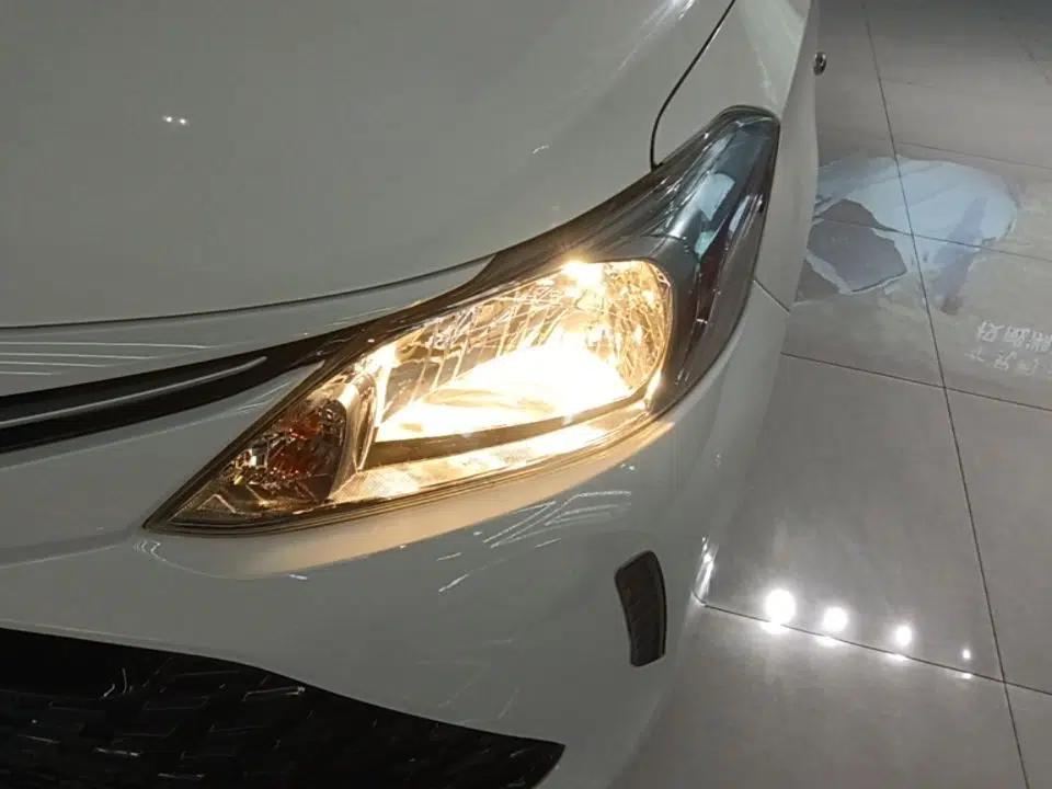 Toyota Vios FS 2017 1.5L CVT Fengchi Edition — миниатюра 8