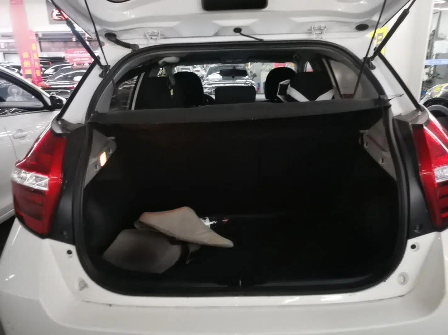 Toyota Vios FS 2019 1.5L CVT Fengchi Edition — миниатюра 22