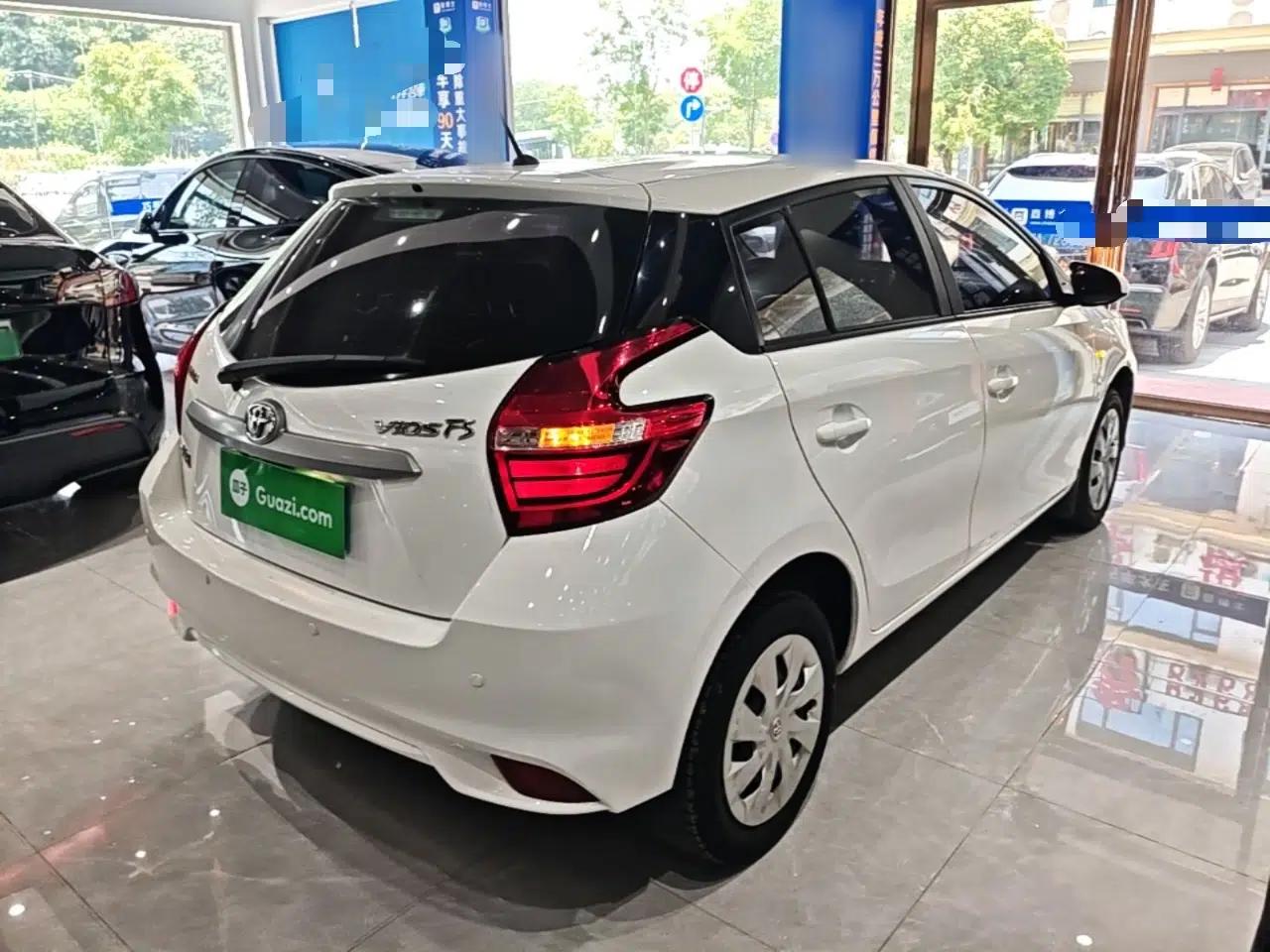 Toyota Vios FS 2017 1.5L CVT Fengchi Edition — миниатюра 6