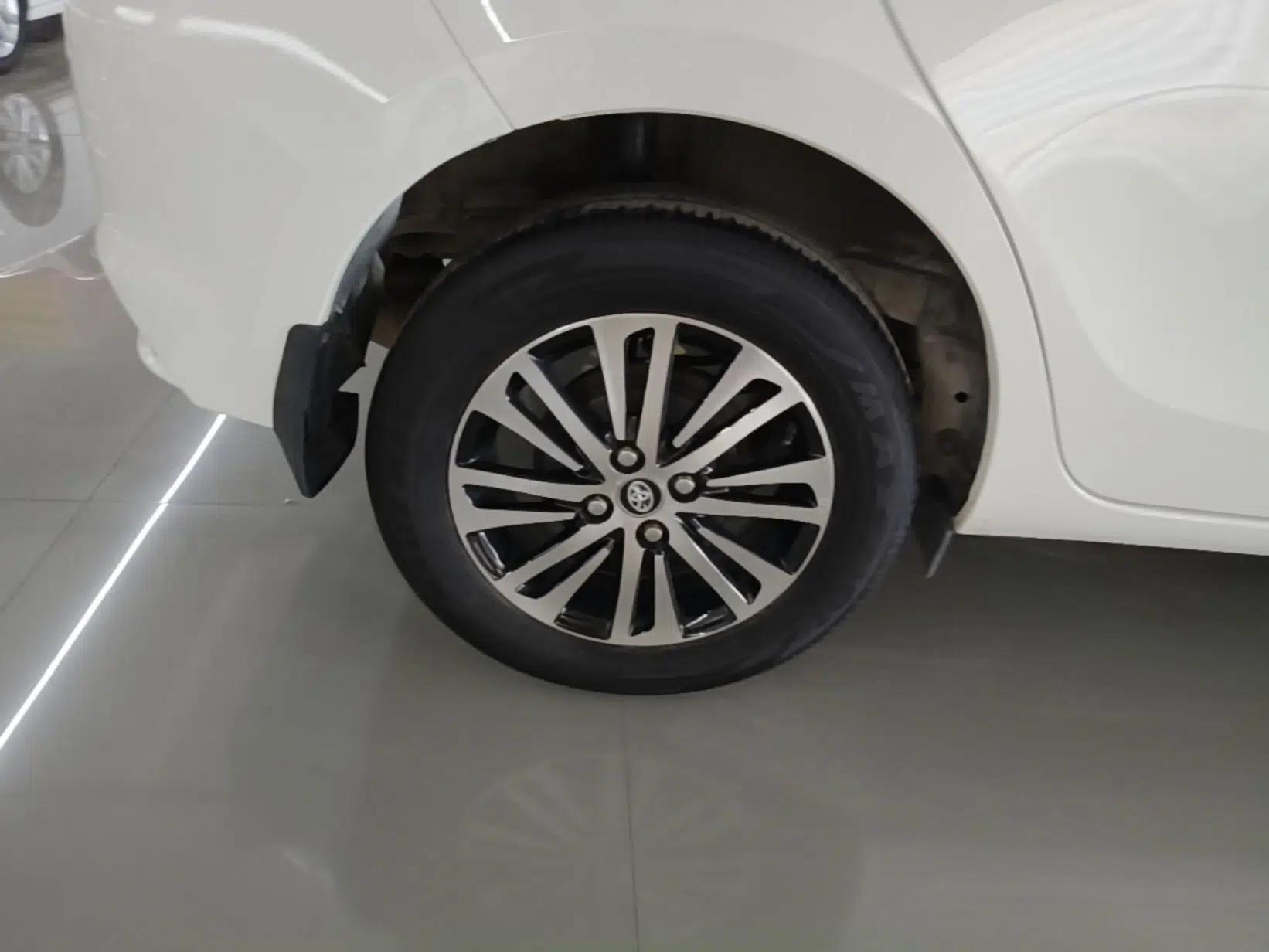 Toyota Vios FS 2021 1.5L CVT Fengchi Edition — миниатюра 11
