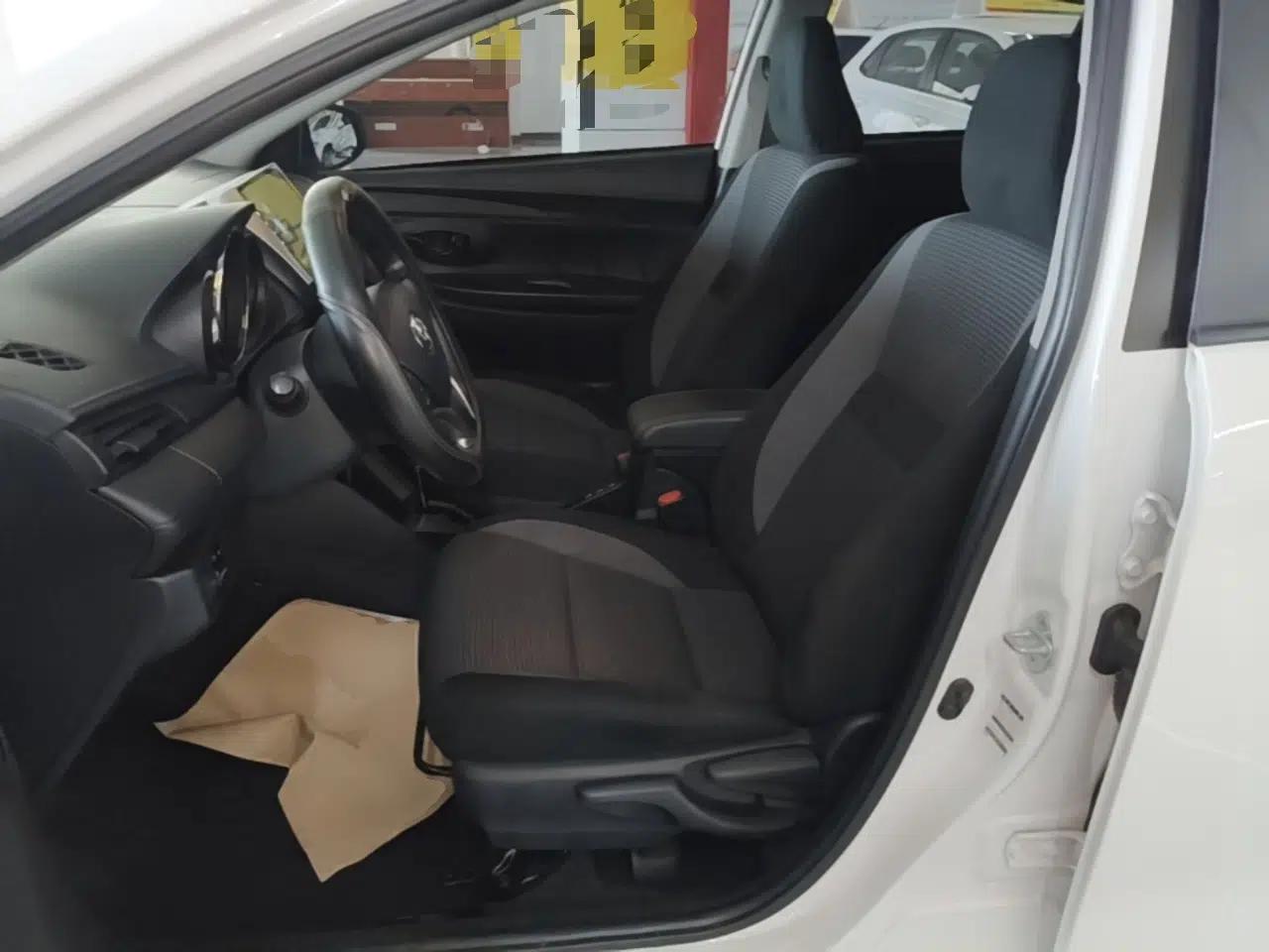 Toyota Vios FS 2021 1.5L CVT Fengchi Edition — миниатюра 17