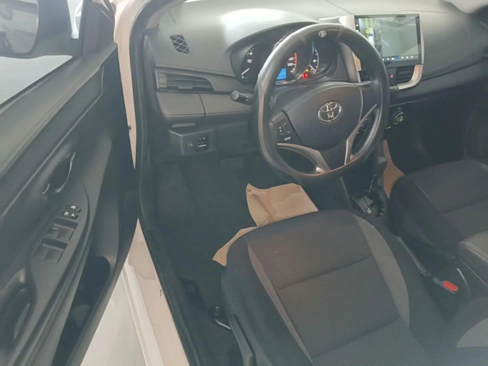 Toyota Vios FS 2021 1.5L CVT Fengchi Edition — миниатюра 18