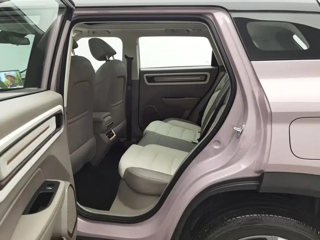 Geely ICON 2026 Chocolate 1.5TD Premium Edition — миниатюра 15