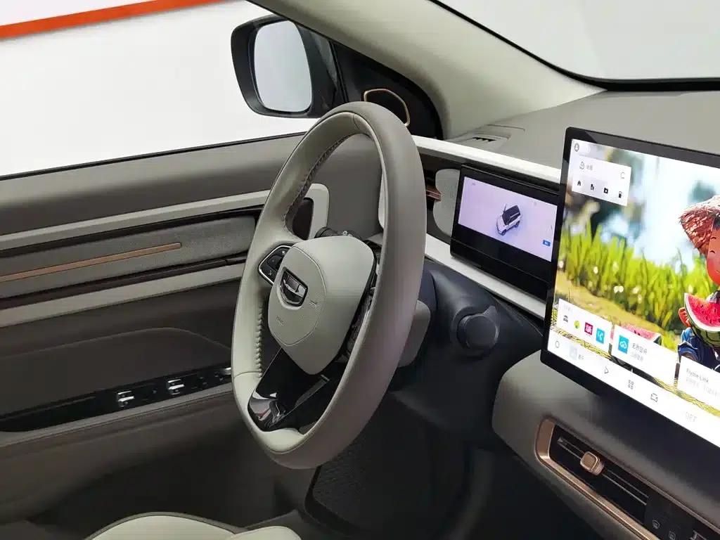 Geely ICON 2026 Chocolate 1.5TD Premium Edition — миниатюра 22