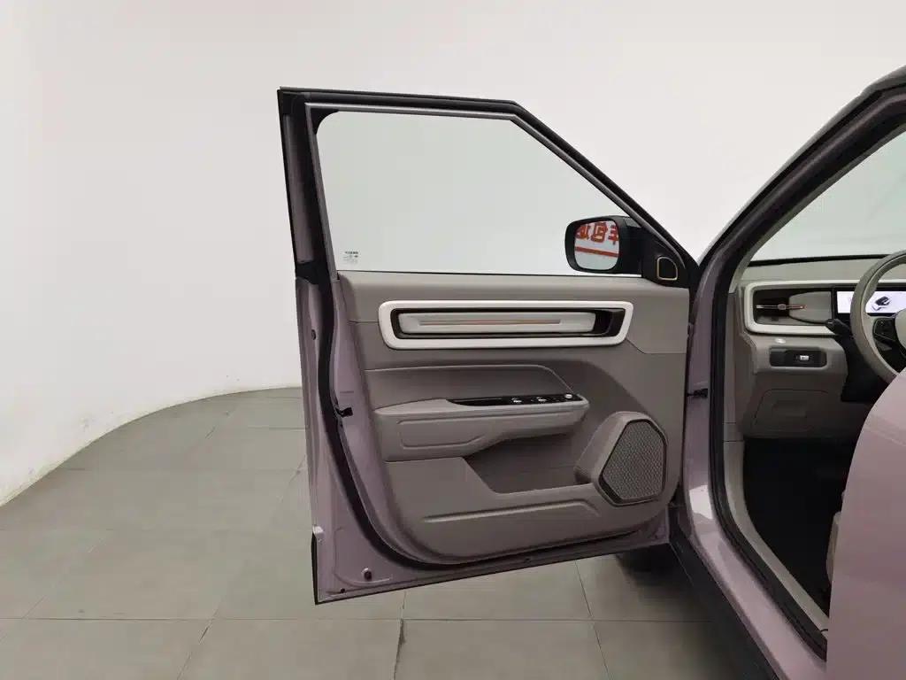 Geely ICON 2026 Chocolate 1.5TD Premium Edition — миниатюра 8