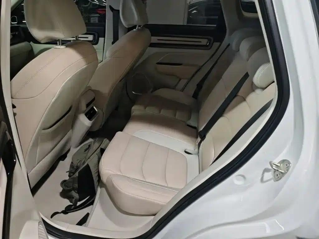 Geely ICON 2023 1.5TD Chocolate Edition — миниатюра 17