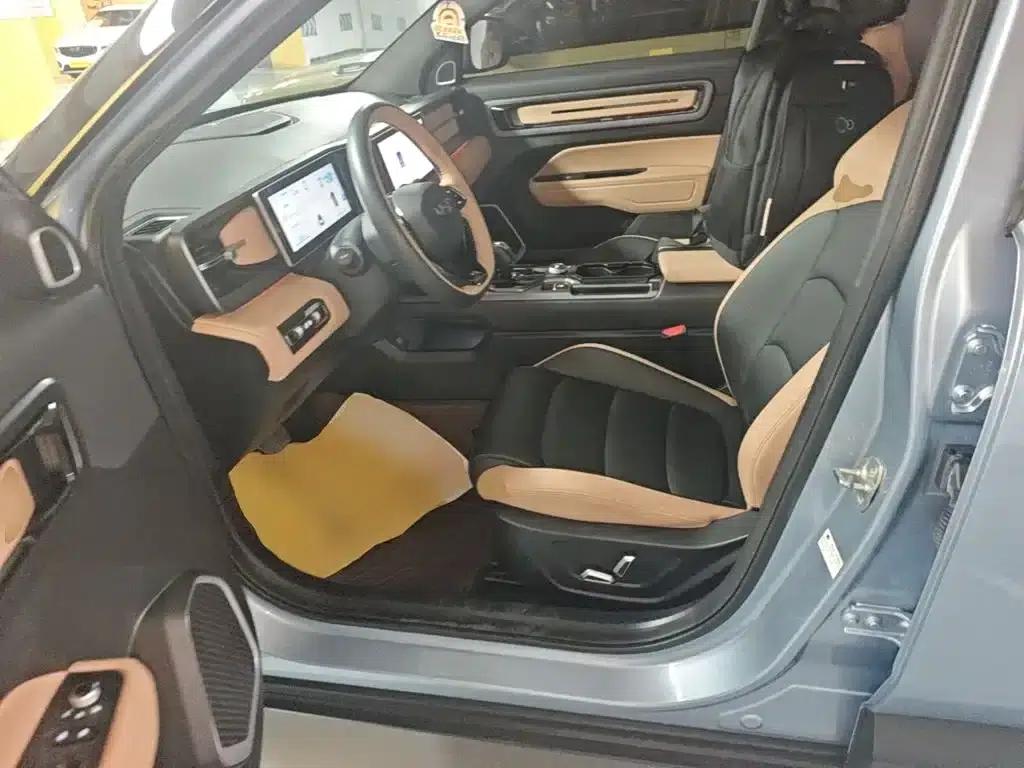 Geely ICON 2023 1.5TD Chocolate Premium Edition — миниатюра 15