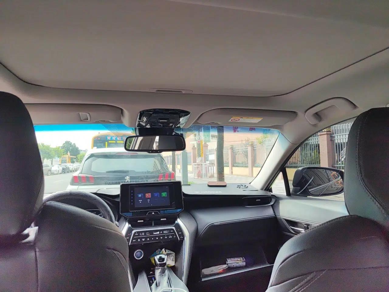 Toyota Harrier 2022 Dual-Engine 2.5L CVT Two-Wheel Drive Luxury Edition — миниатюра 18