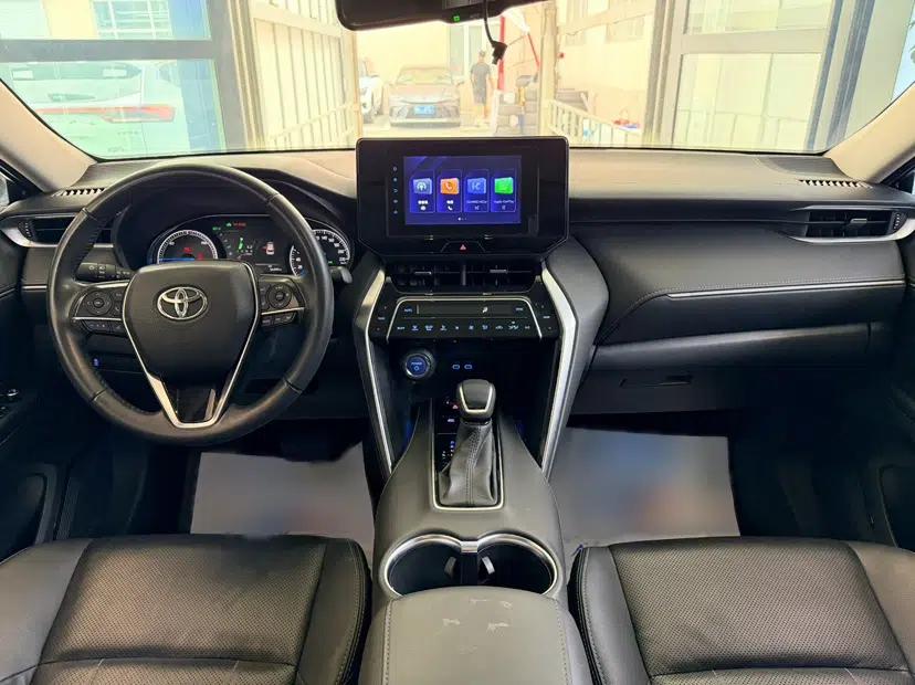 Toyota Harrier 2022 Dual-Engine 2.5L CVT Two-Wheel Drive Luxury Edition — миниатюра 8