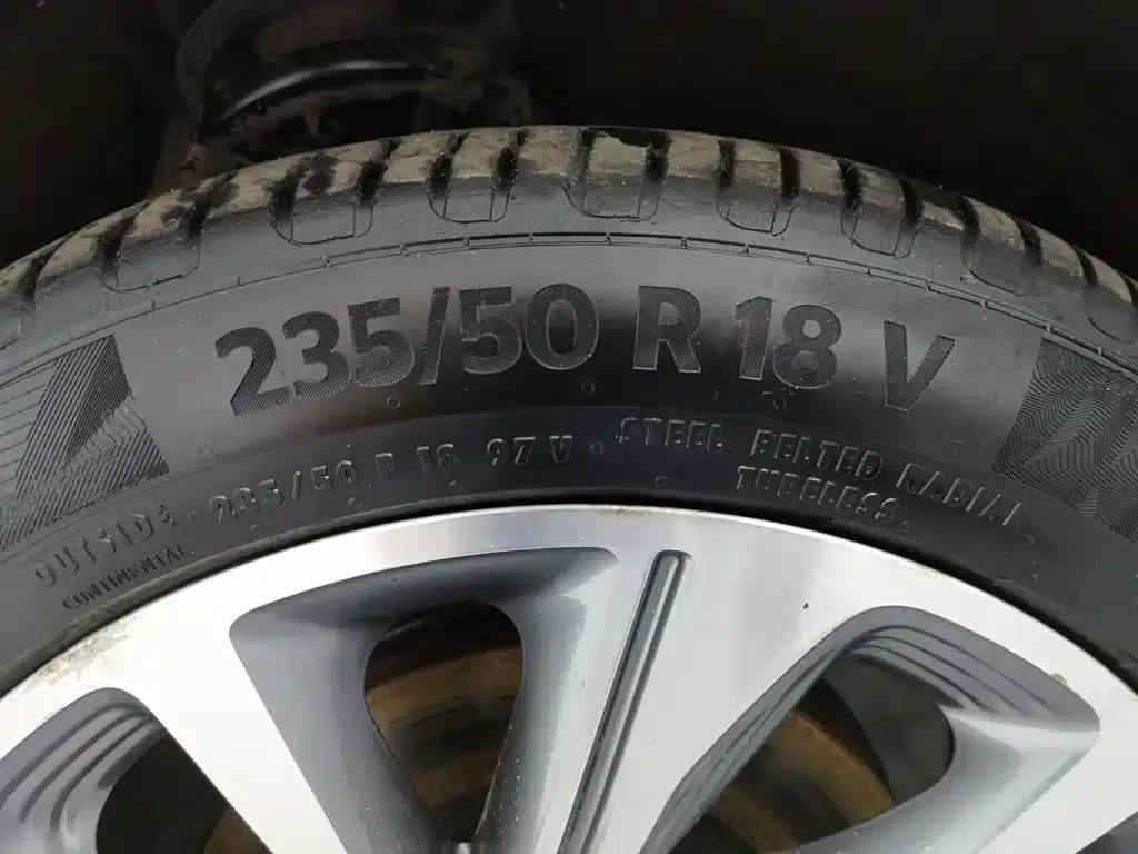 Geely Jiaji 2019 1.5TD MHEV DCT Premium Edition — миниатюра 24
