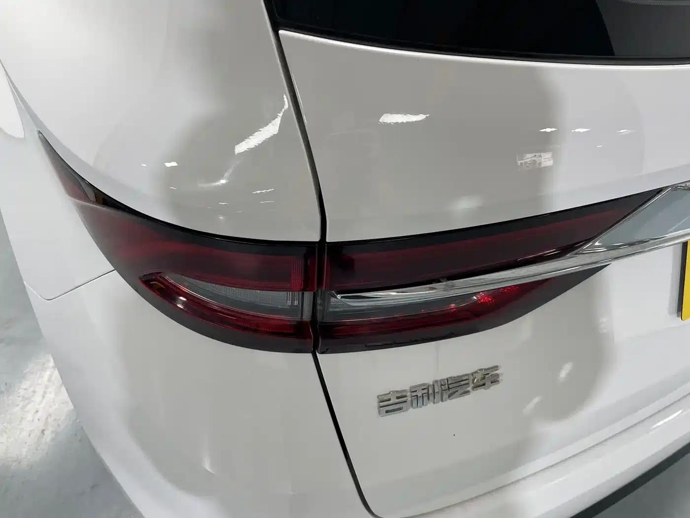 Geely Jiaji 2021 Smart Power 1.5TD DCT Premium Edition — миниатюра 18
