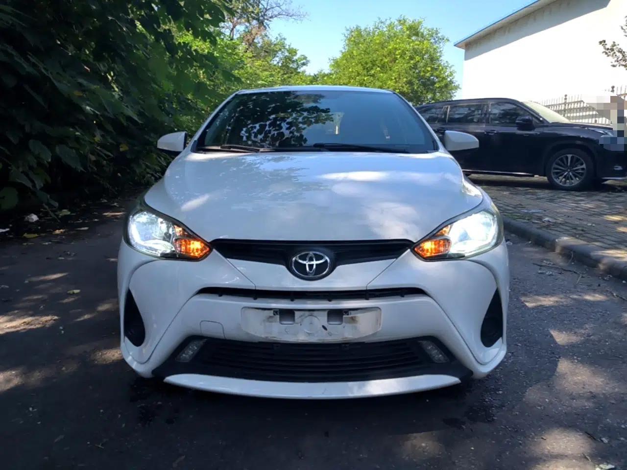 Toyota YARiS L Zhi Xiang 2017 1.5E CVT Dynamic Edition — миниатюра 2