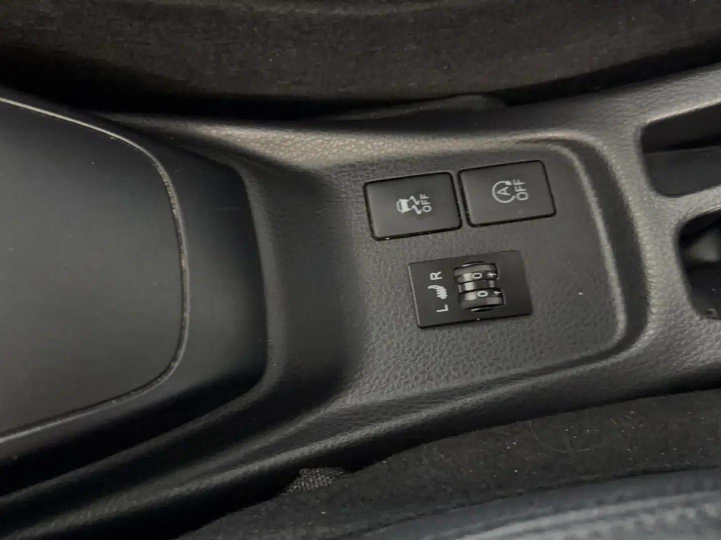 Toyota YARiS L Zhi Xiang 2020 1.5L CVT Leading Edition — миниатюра 10