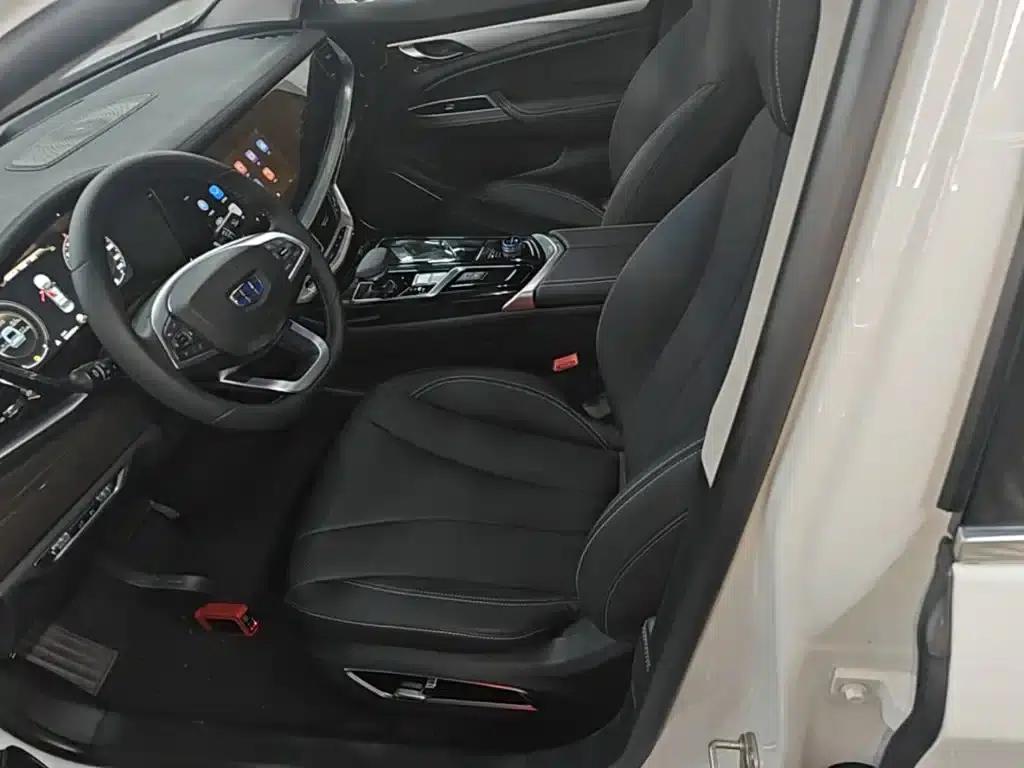 Geely Borui New Energy 2020 1.5T PHEV Premium Edition — миниатюра 15