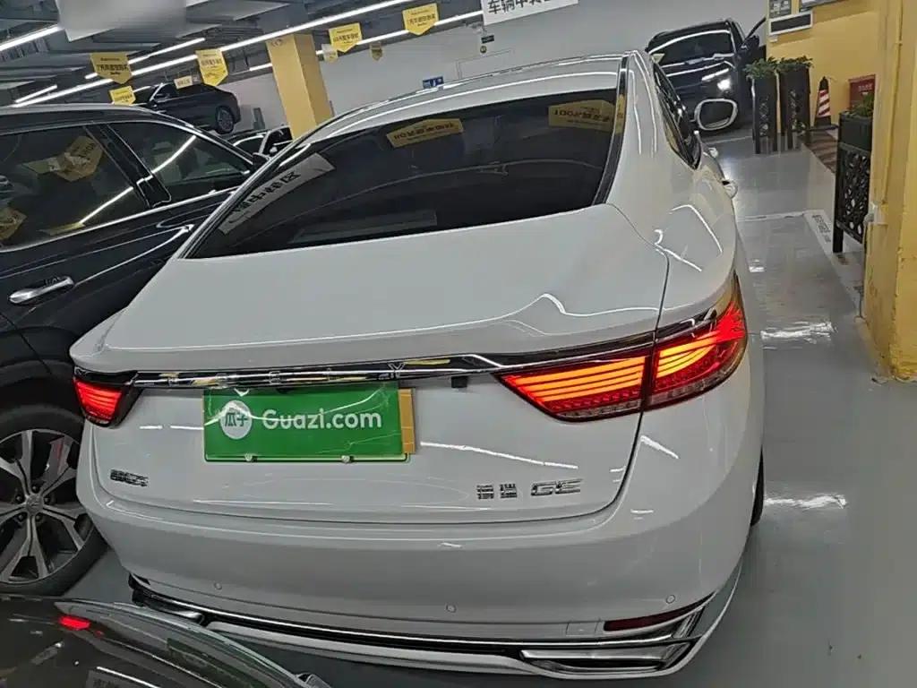 Geely Borui New Energy 2020 1.5T PHEV Premium Edition — миниатюра 6