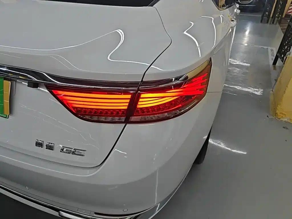 Geely Borui New Energy 2020 1.5T PHEV Premium Edition — миниатюра 8