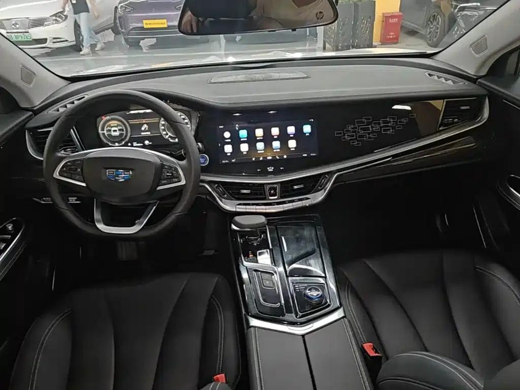 Geely Borui New Energy 2020 1.5T PHEV Premium Edition — миниатюра 10