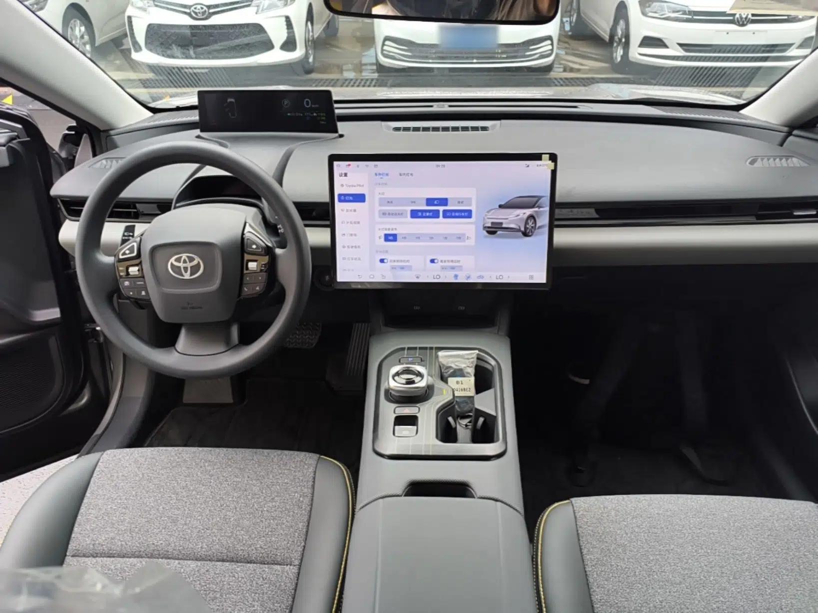 Toyota bZ5 2025 Model 550 JOY — миниатюра 12