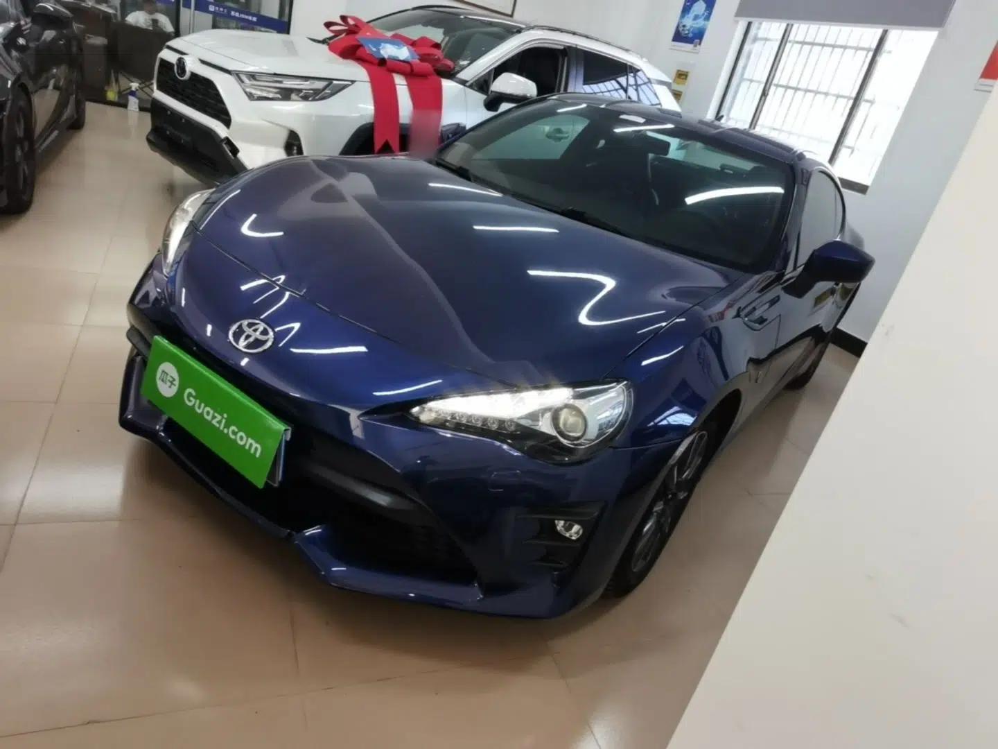 Toyota 86 2017 2.0L Manual Luxury Version — миниатюра 1