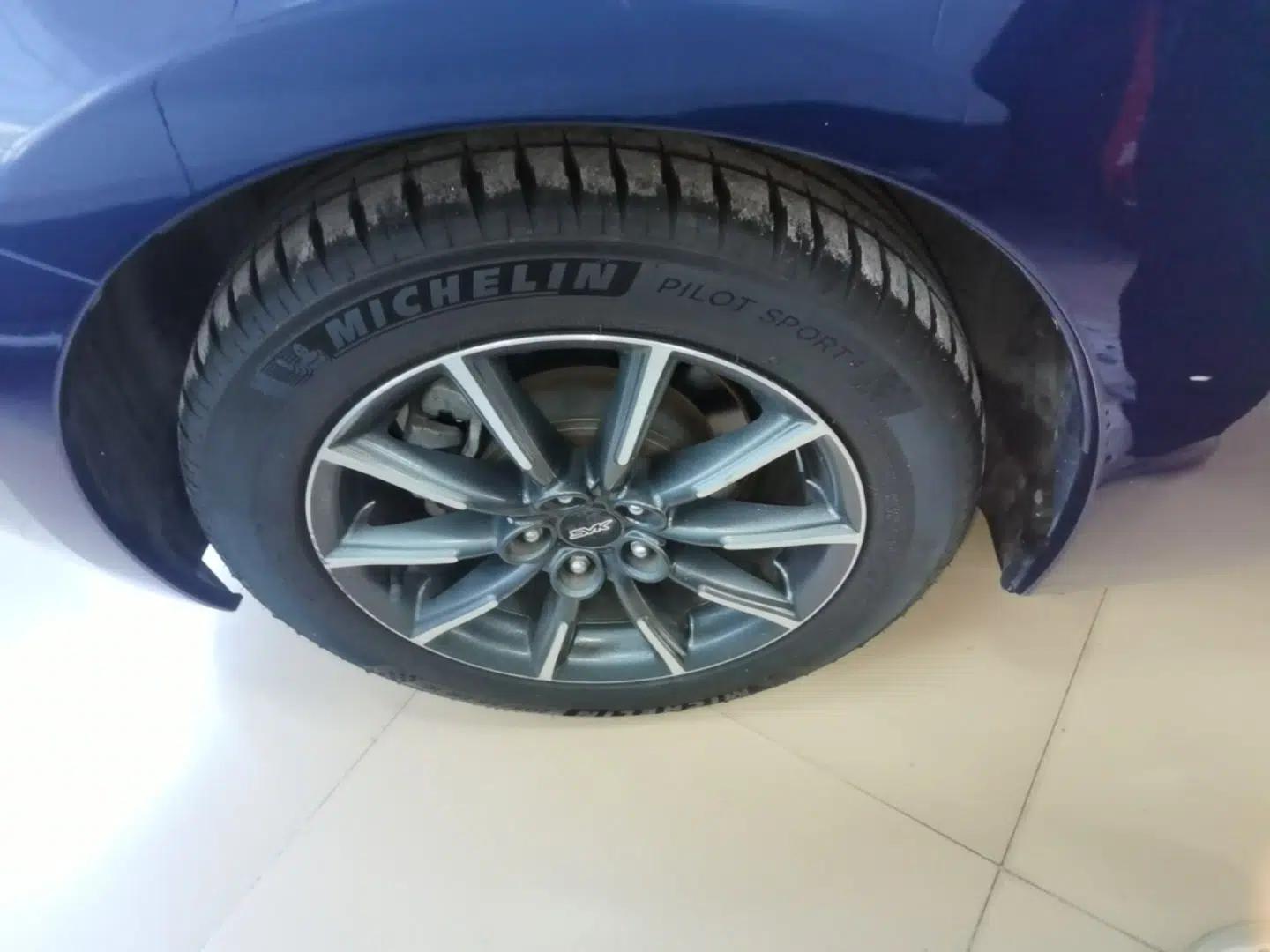 Toyota 86 2017 2.0L Manual Luxury Version — миниатюра 11