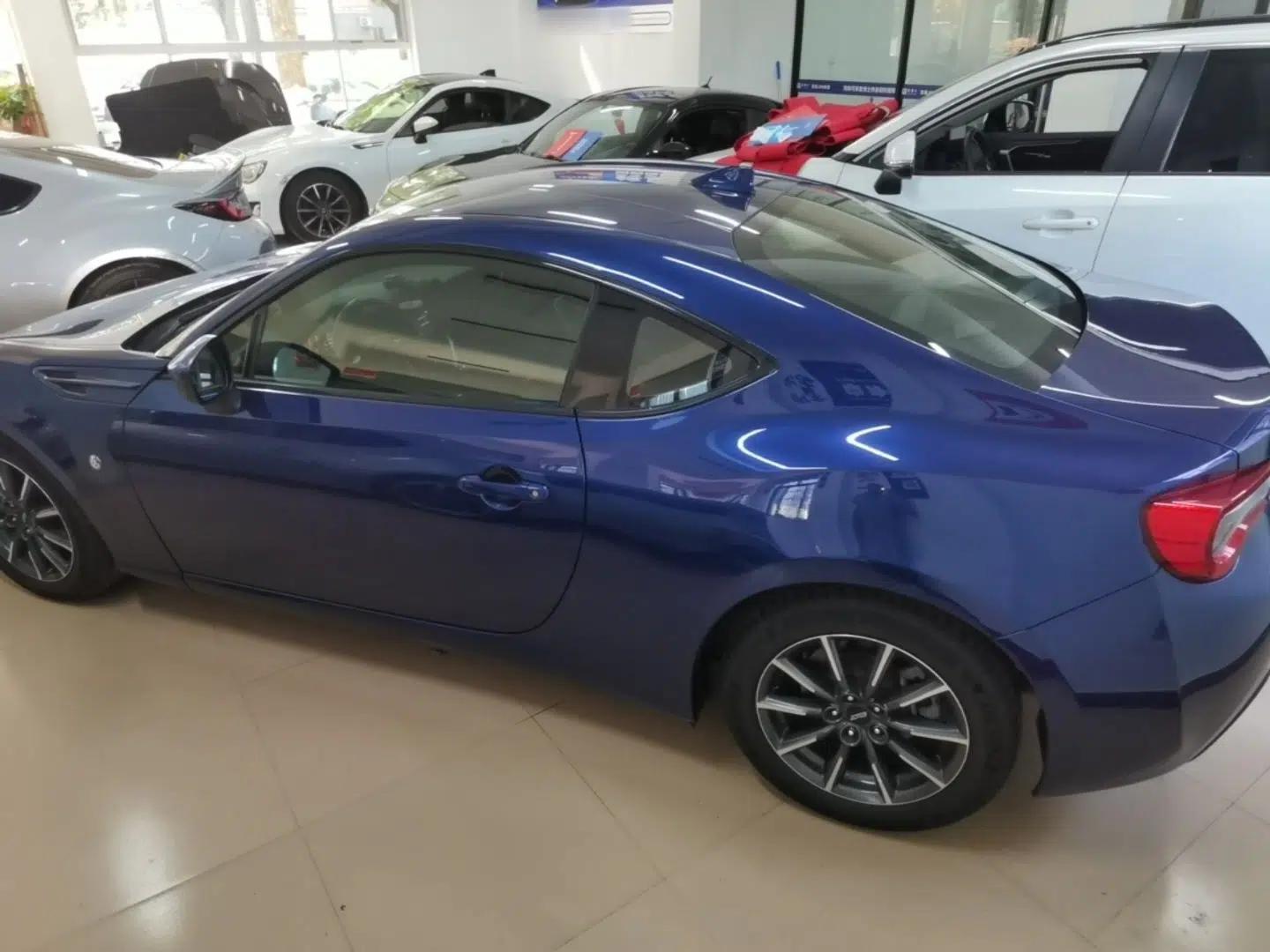 Toyota 86 2017 2.0L Manual Luxury Version — миниатюра 4