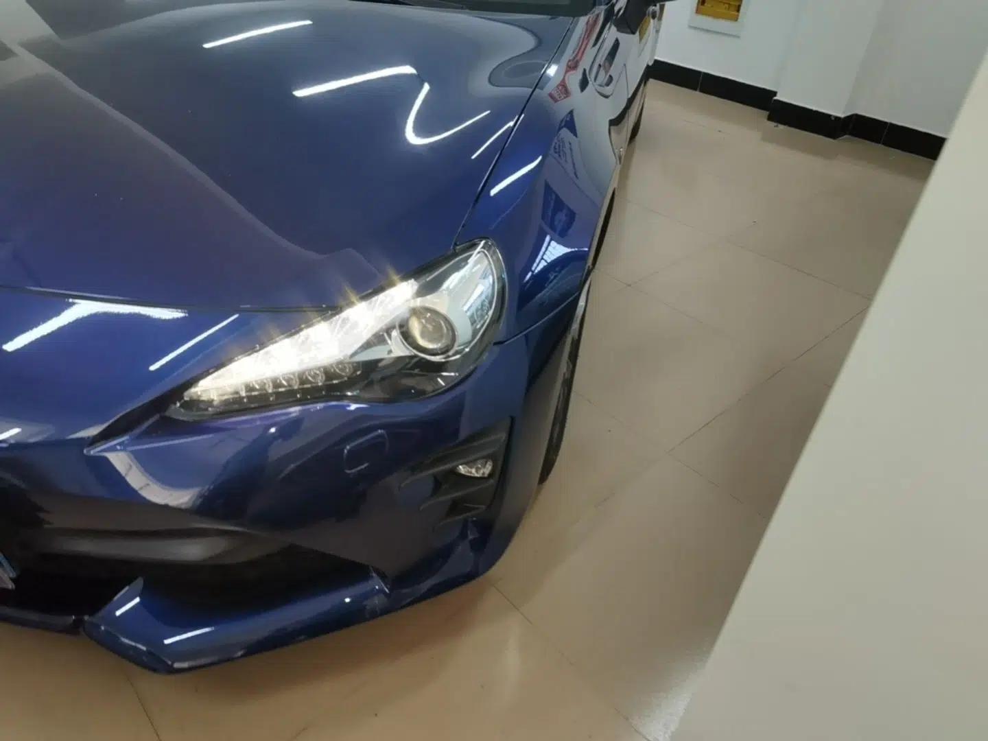 Toyota 86 2017 2.0L Manual Luxury Version — миниатюра 8