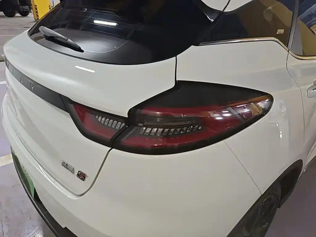 Geely Emgrand S 2021 1.4T CVT Premium Edition — миниатюра 8