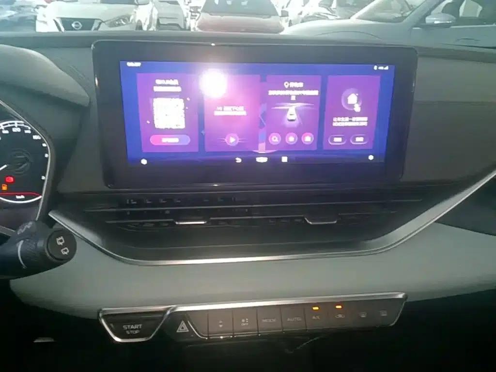 Geely Emgrand S 2022 1.4T CVT Crossover Player Edition — миниатюра 13