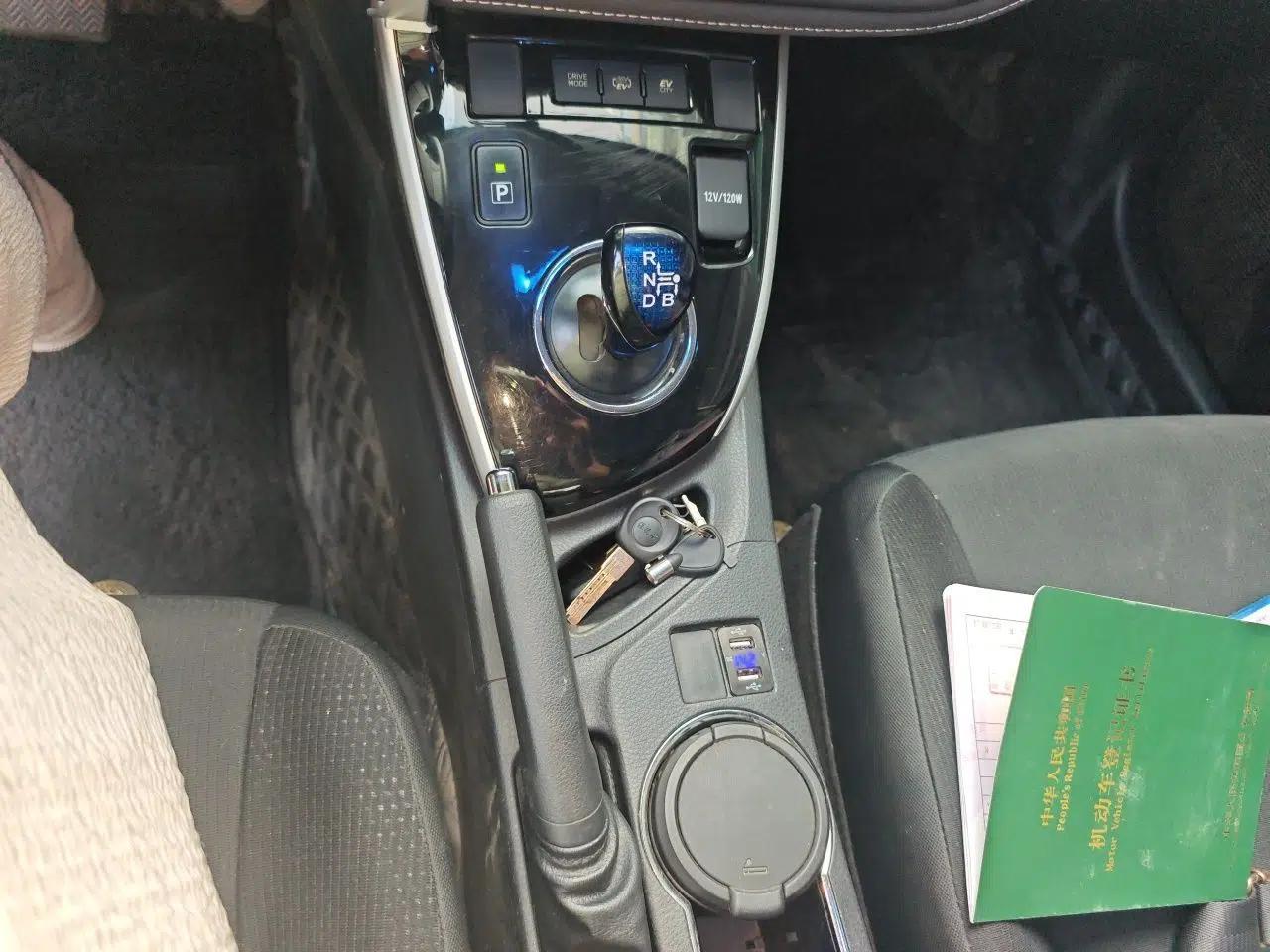 Toyota Corolla Hybrid E+ 2019 1.8L E-CVT Pioneer Edition — миниатюра 14