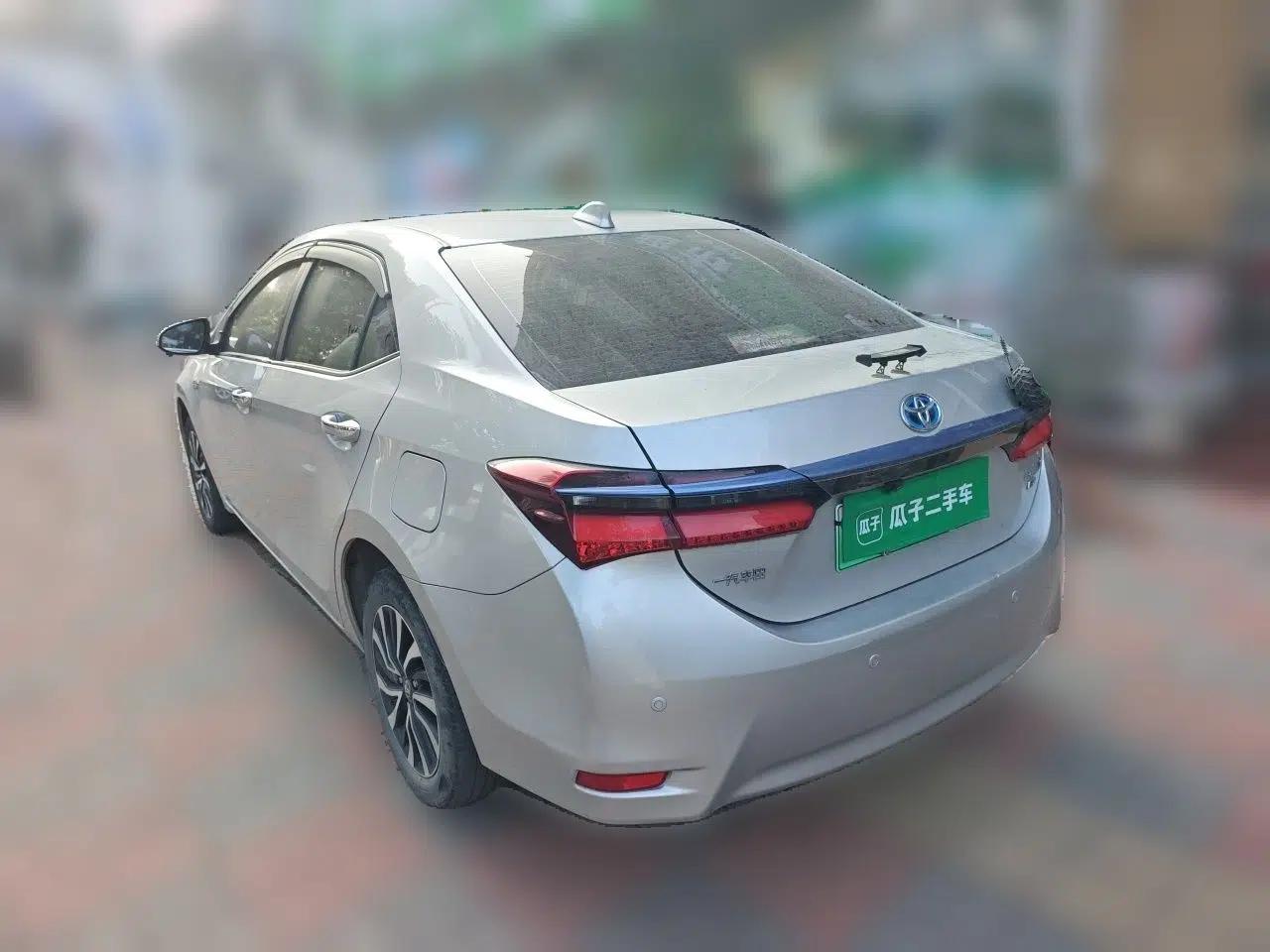 Toyota Corolla Hybrid E+ 2019 1.8L E-CVT Pioneer Edition — миниатюра 4