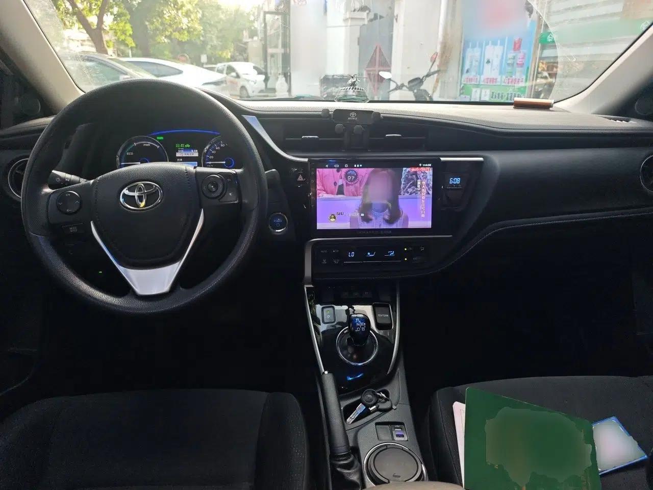 Toyota Corolla Hybrid E+ 2019 1.8L E-CVT Pioneer Edition — миниатюра 9