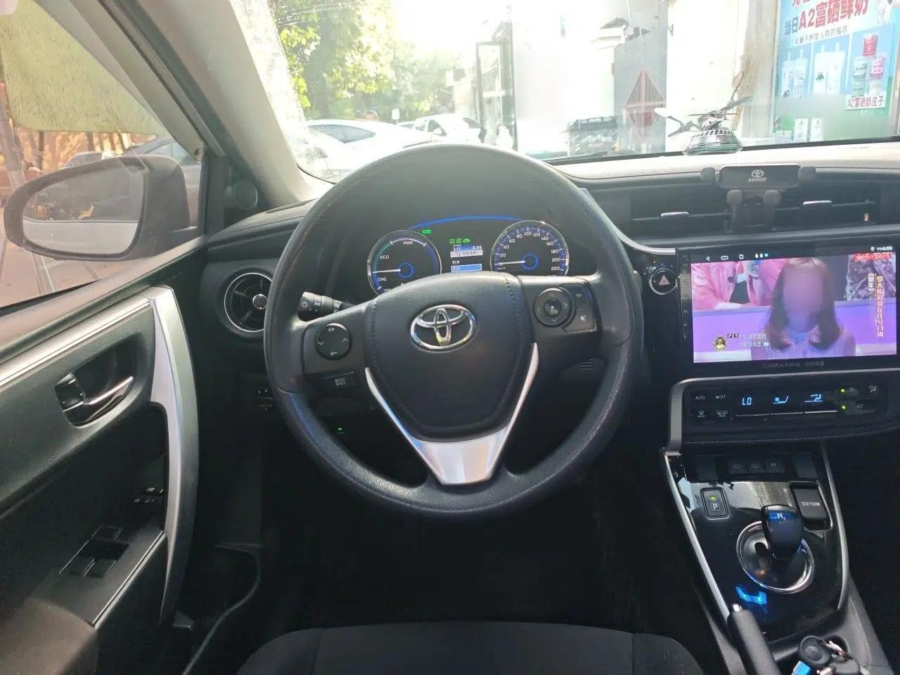 Toyota Corolla Hybrid E+ 2019 1.8L E-CVT Pioneer Edition — миниатюра 10