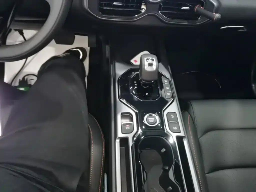 Geely Cowboy 2025 1.5TD Trendy Edition — миниатюра 14