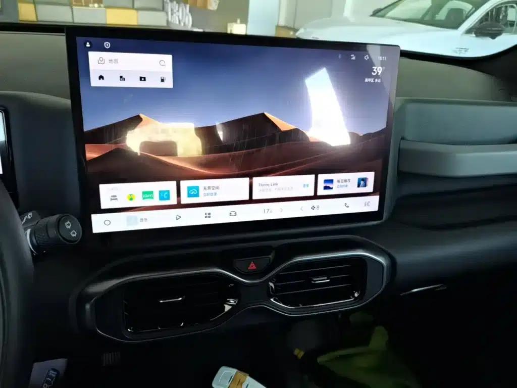 Geely Cowboy 2025 1.5TD Wild Edition — миниатюра 13