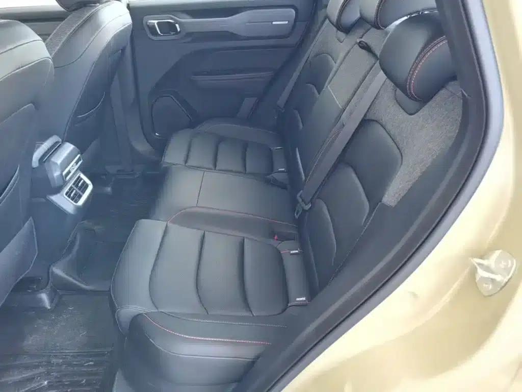 Geely Cowboy 2025 1.5TD Wild Edition — миниатюра 17