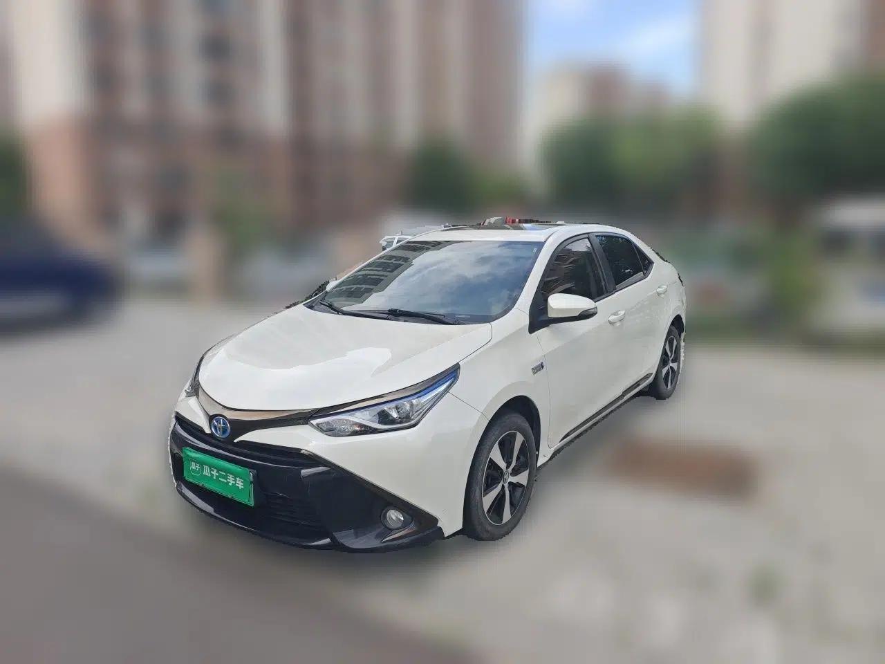 Toyota Levin Hybrid E+ 2019 1.8L GS E-CVT Elite Model with Sunroof — миниатюра 1