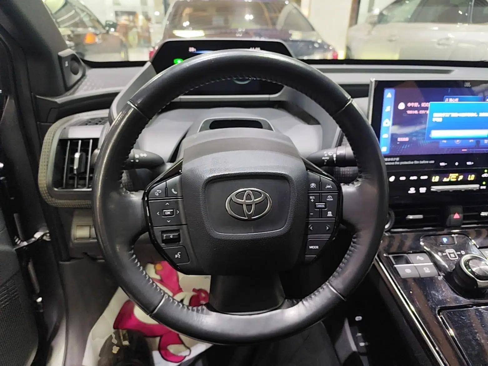 Toyota GAC bZ4X 2022 X-MODE Four-Wheel Drive Ultra — миниатюра 18